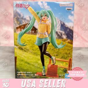 Hatsune Miku Hiking Vocaloid - Holiday Memories - Mountain Climbing Vocaloid